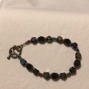 Rocycle beaded bracelet with toggle closure